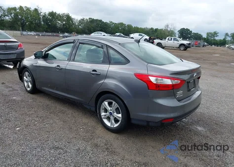 2014 Ford Focus Se z USA, uszkodzony, nr VIN 1FADP3F24EL234970